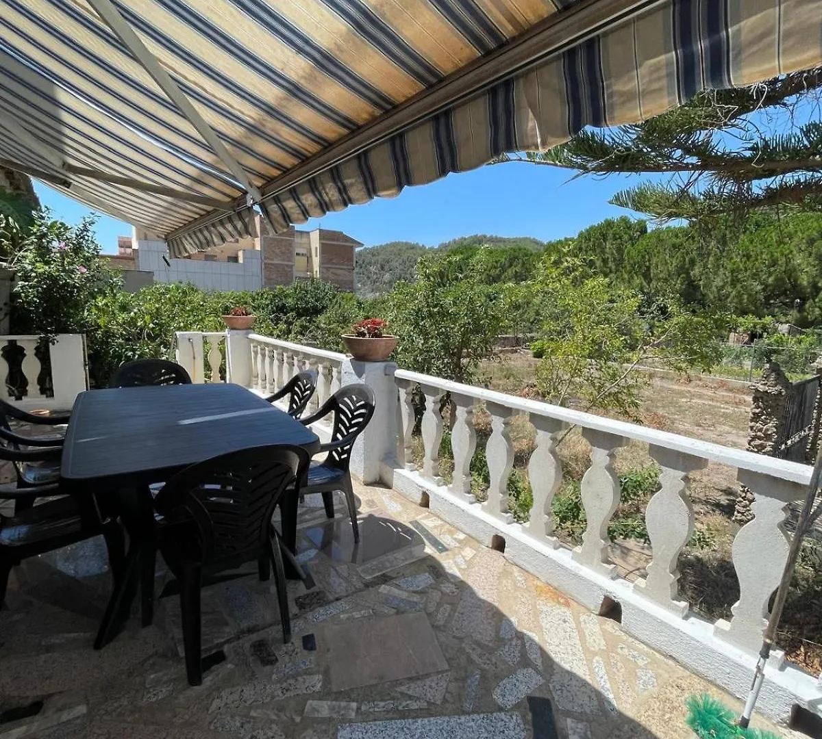 Guest house Lo Jardi De Benifallet Spain